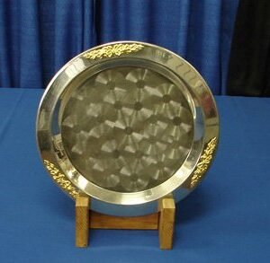 15`` Round Tray (Gold Trim)